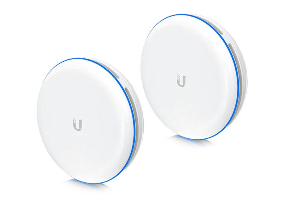 Twee UniFi access points voor een draadloze verbinding over grote afstand